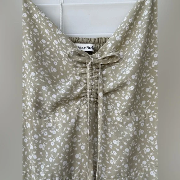 Abercrombie & Fitch Slip Dress M Green Floral Midi Smocked Dainty Slit M Cottage - Picture 14 of 14